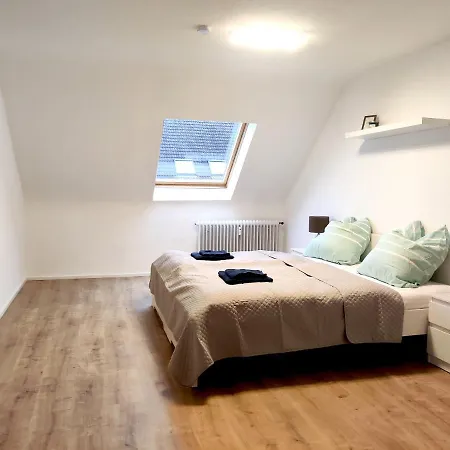Theox Apartment No 2 Modernes Apartment Zwischen Mannheim & Heidelberg Edingen-Neckarhausen Buitenkant foto